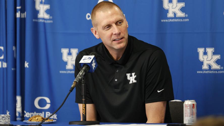 CRAWFORD | Forget the crumbs, Pope serves up the full cookies at Kentucky  presser | Louisville Sports | wdrb.com