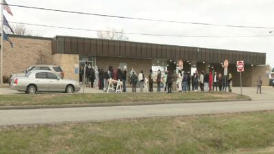 Bowman Field DMV office lines 12-30-24