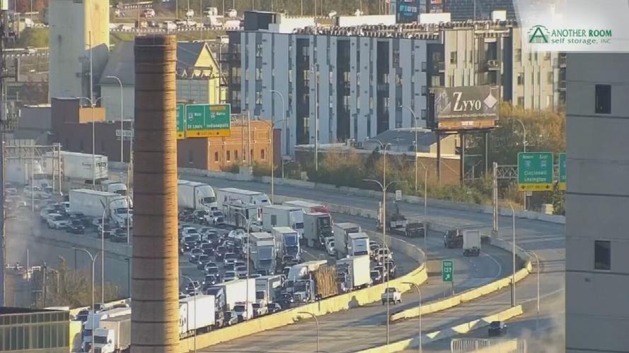 I-65 southbound wreck