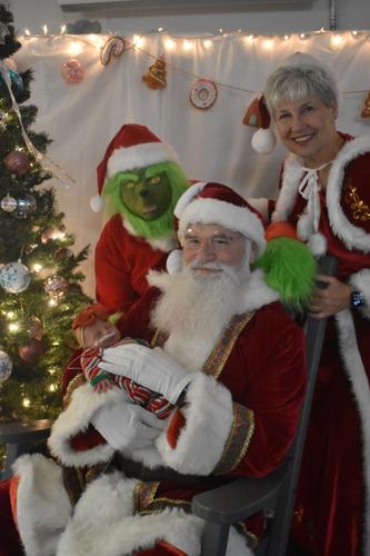 Santa visits NICU babies at UofL Health (25).JPG