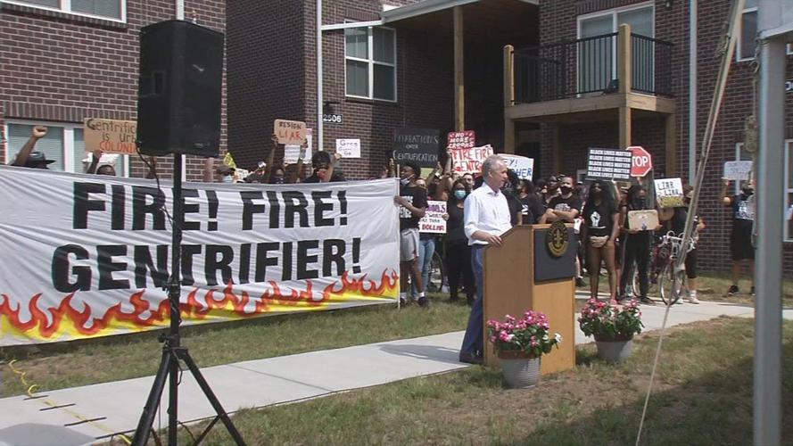 PROTESTERS CONFRONT MAYOR FISCHER AT RIBBON CUTTING - 7-10-2020  (10).jpg