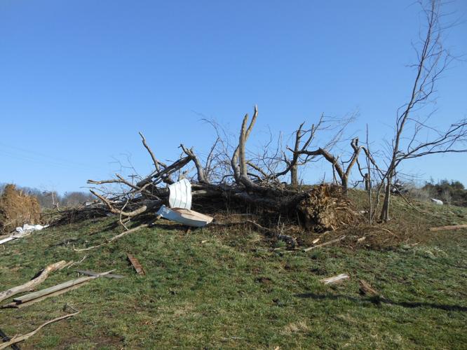 HENRYVILLE TORNADO DAMAGE MARCH 2012 (63).JPG