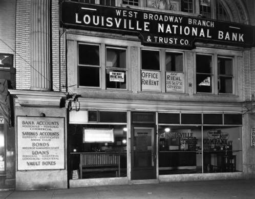 Louisville_National_Bank__Trust_West_Broadway_branch_Louisville_Kentucky_1929 (2).jpg