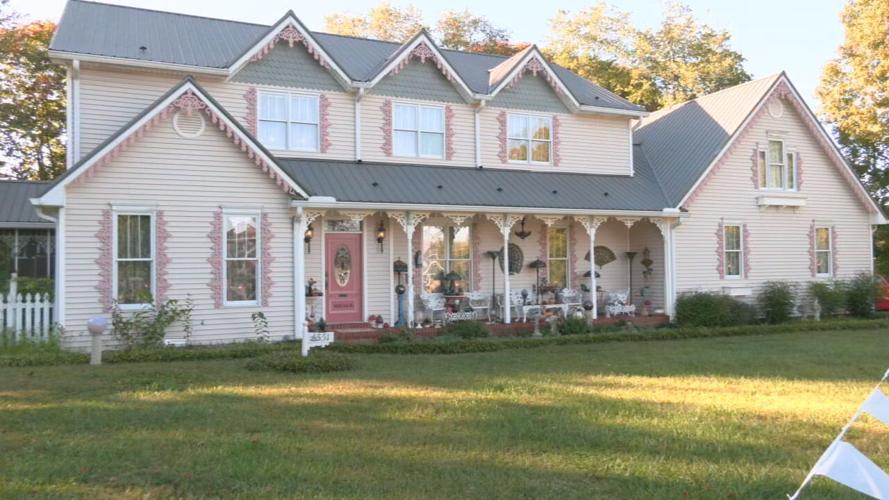 The Pink House 22.jpeg