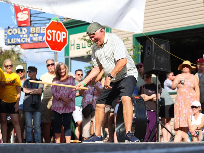 Man swings for Dainty.JPG