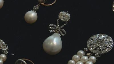 Marie Antoinette pearl pendant sells for record $32 million