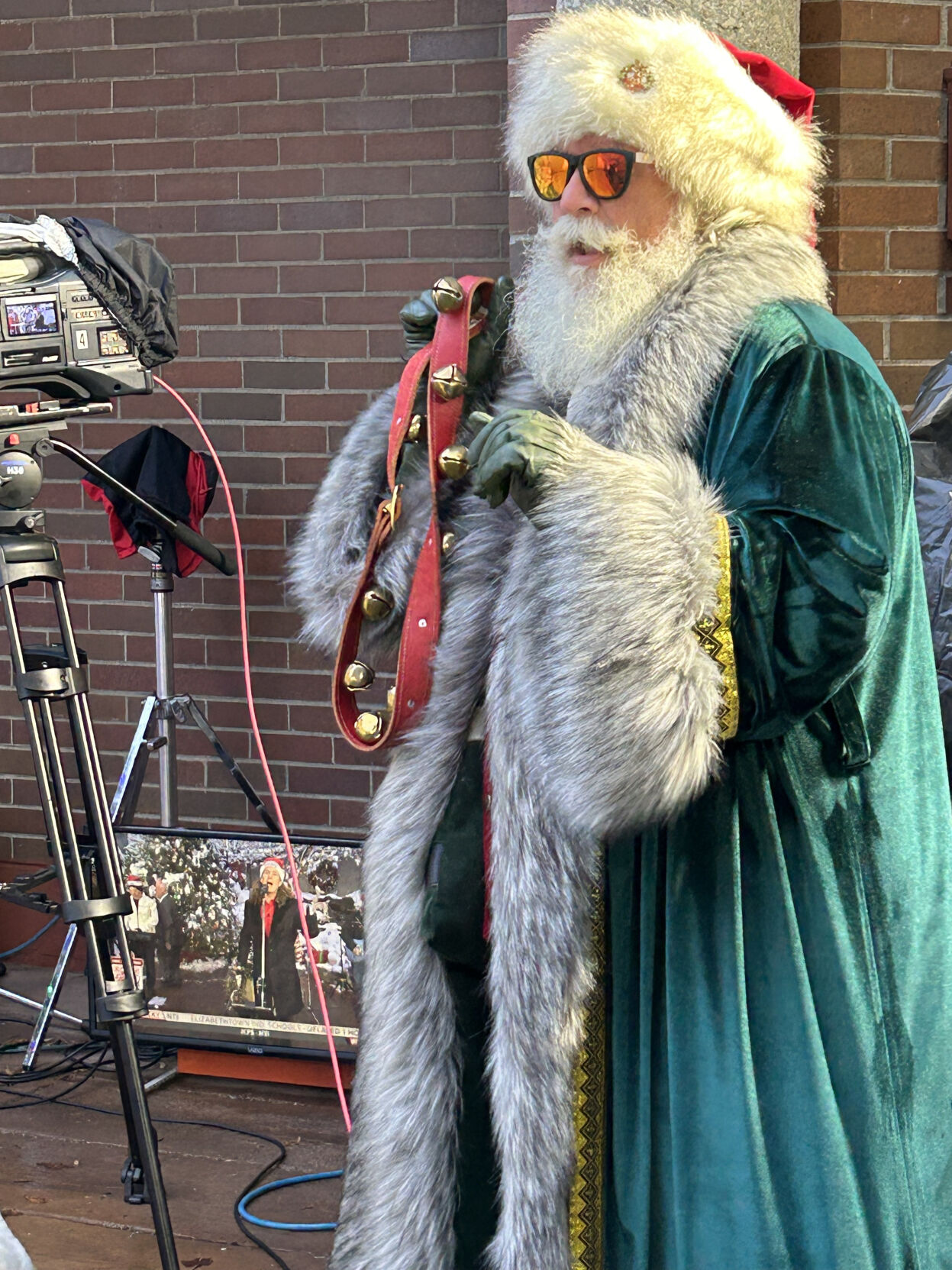 Jingle tree crashers 12-12-3025 more-7.jpg