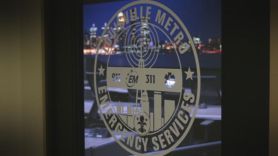 911 DISPATCHER HELPS DELIVER BABY