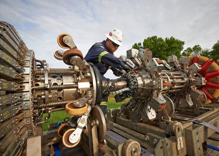UTILITY WORKERS - UNDERGROUND PIPELINE GUAGE - DUKE ENERGY FACEBOOK  (5).jpg