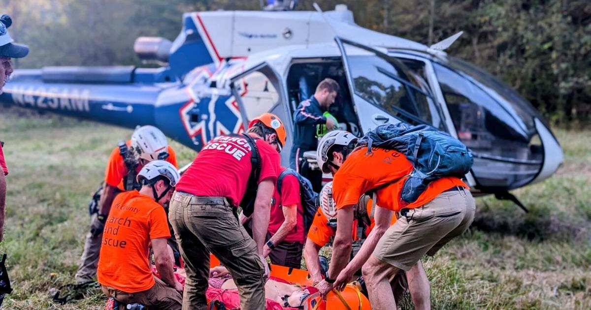 2 hikers rescued after 45-foot fall on trail in eastern Kentucky