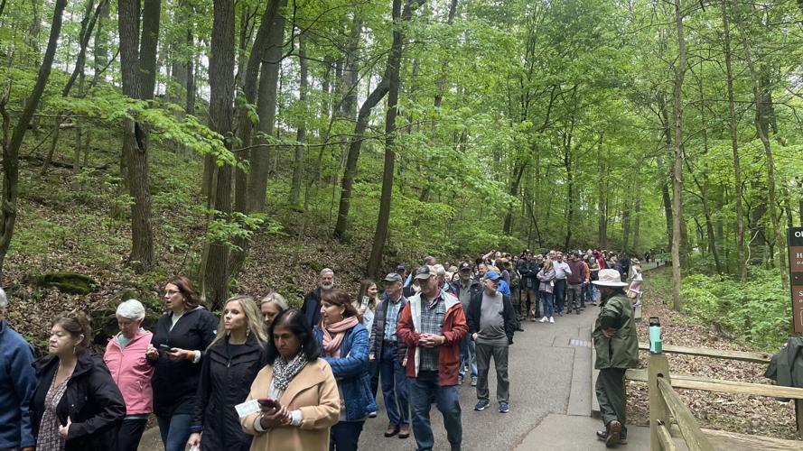 People wait for Mammoth Cave concert