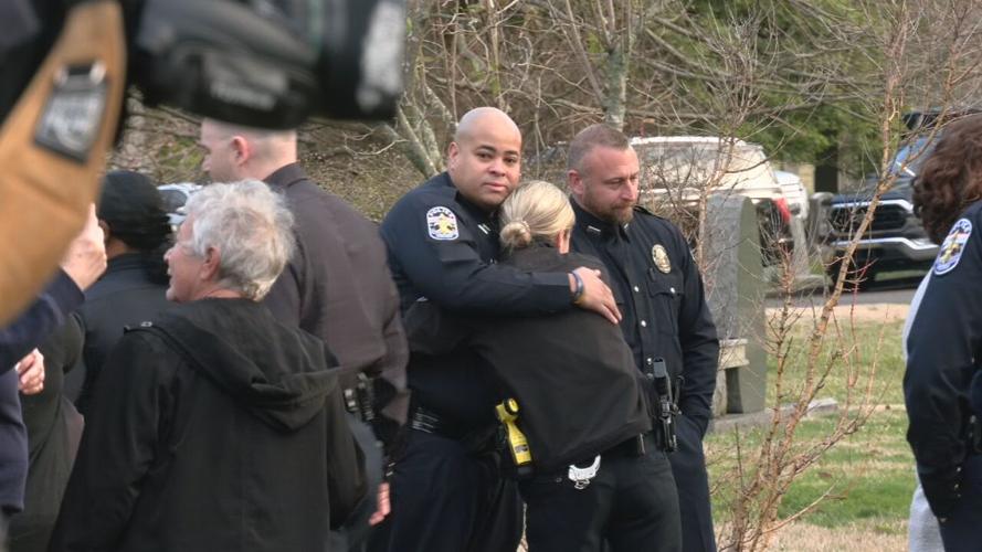Graveside remembrance ceremony for LMPD Ofc. Peter Grignon