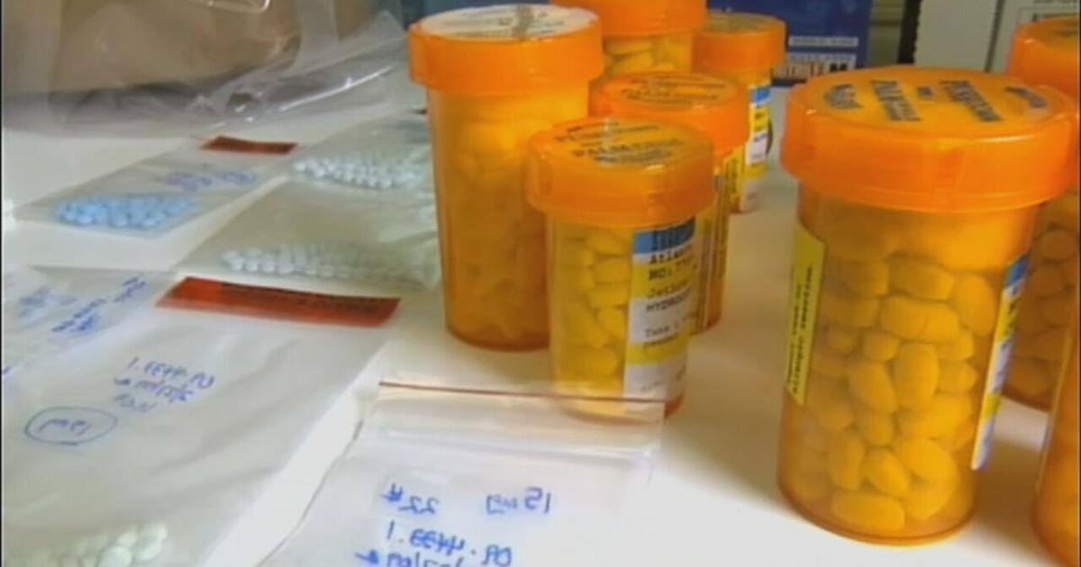Senators introduce bill to cut drug prices, boost competition in pharmaceutical market