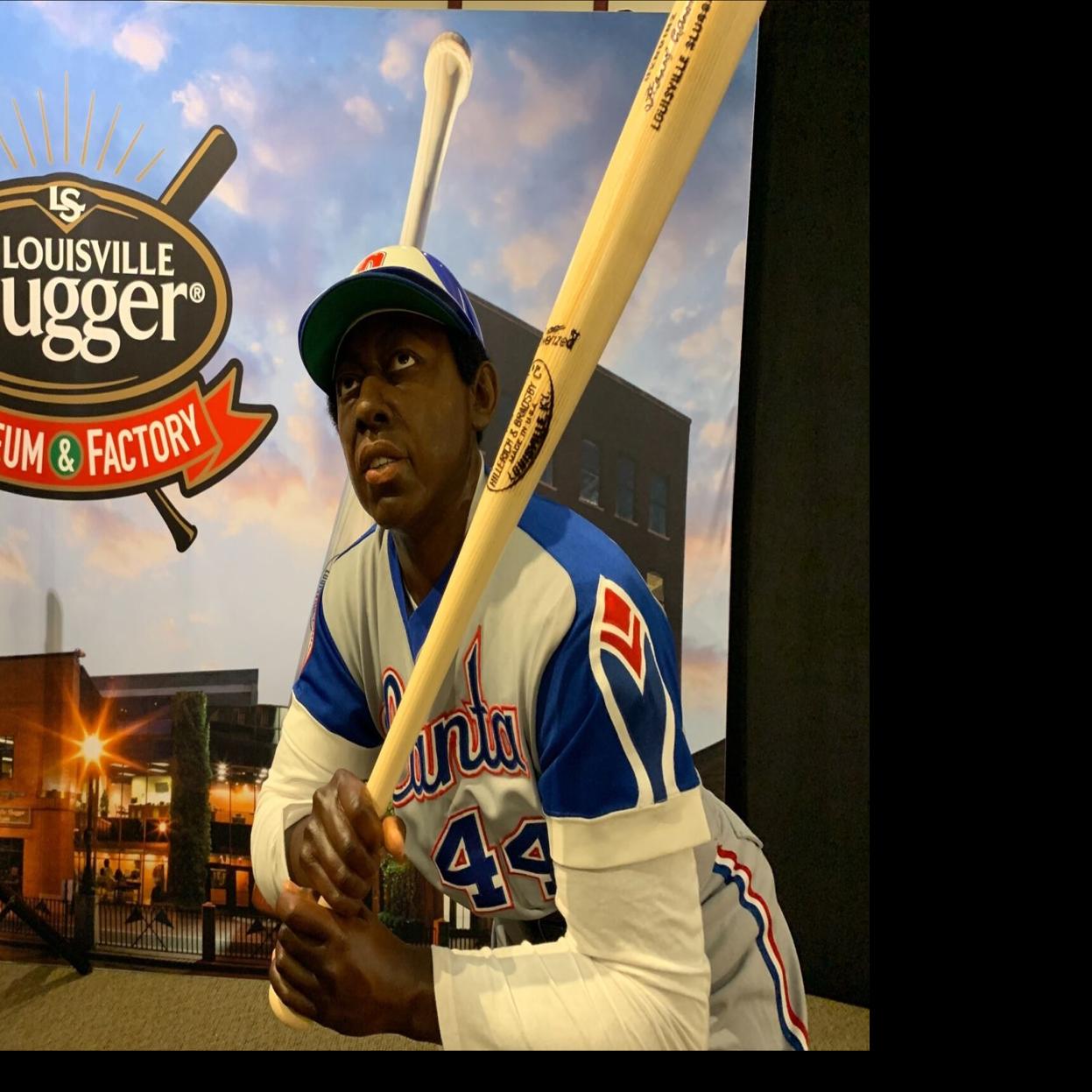 Slugger Museum unveils Henry 'Hammerin' Hank' Aaron sculpture