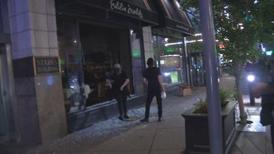 Looters at Eddie Merlot's