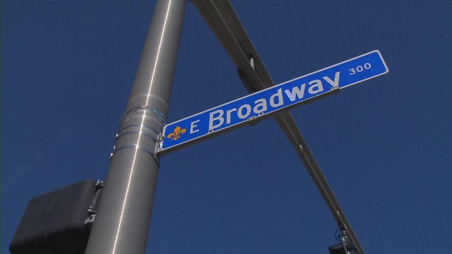 East Broadway street sign