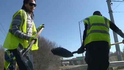 Officials in Indiana hope new way of mixing asphalt will extend life of repaired potholes