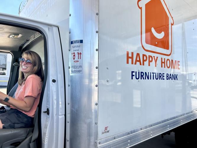 Happy Home Furnitire truck 3.jpg