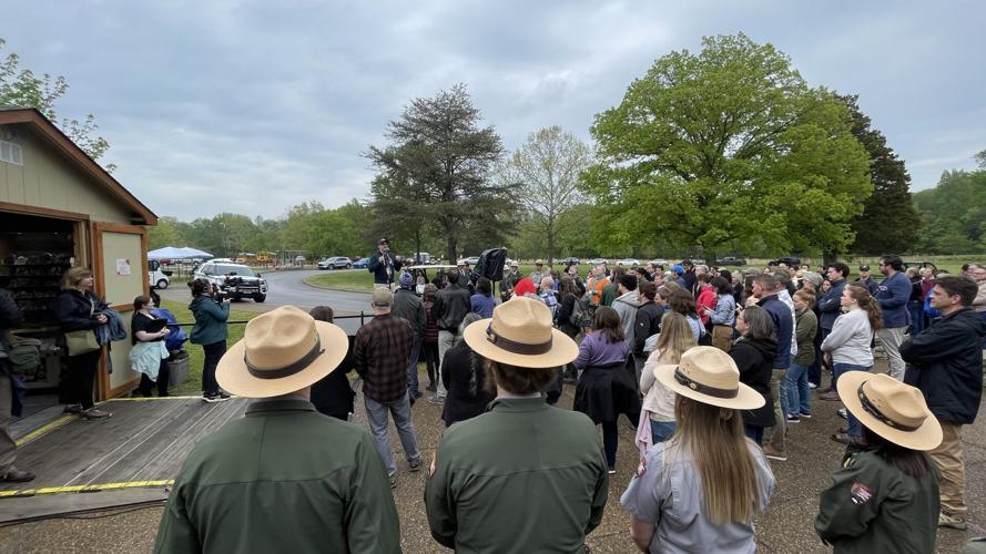 People listen to park ranger at Mammoth Cave