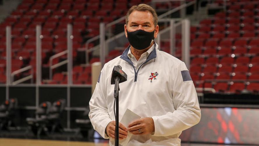 Vince Tyra