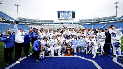 KCD wins first football state championship - 12.5.25