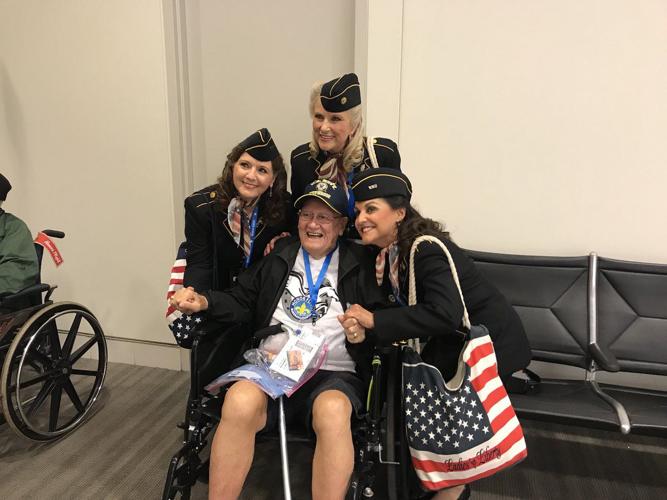 HonorFlightGroup.jpg