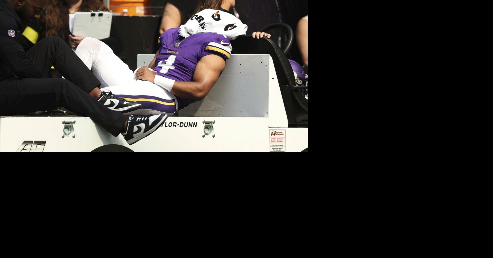 Former Trinity star Rondale Moore carted off the field after first play of Vikings comeback