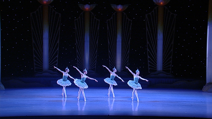 NUTCRACKER BROADCAST - 12-25-19 (22).png