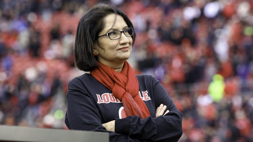 Lamar Jackson Ceremony_5A7090.jpg