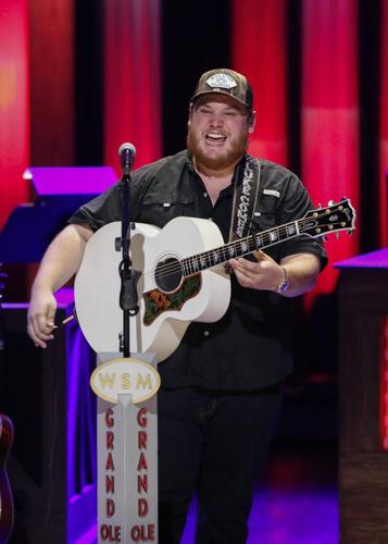 COUNTRY SINGER - LUKE COMBS - AP FILE 3.jpeg