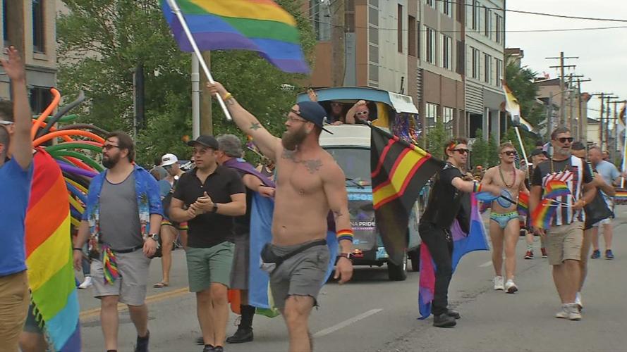 KENTUCKIANA PRIDE PARADE 10VO.transfer_frame_1208.jpg