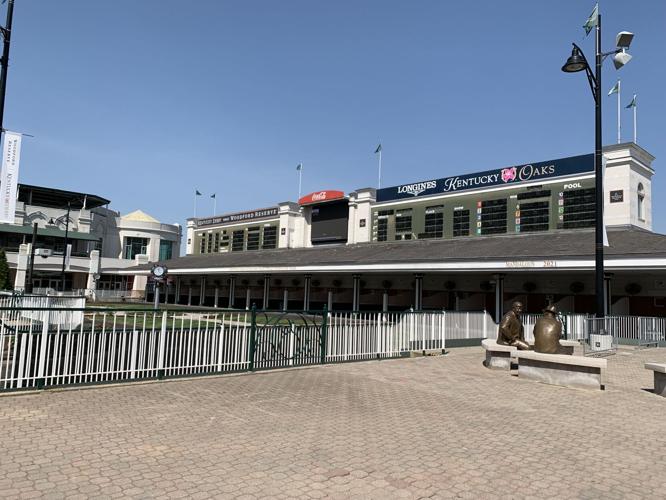 CHURCHILL DOWNS - PADDOCK 4-28-2022 (3).jpg