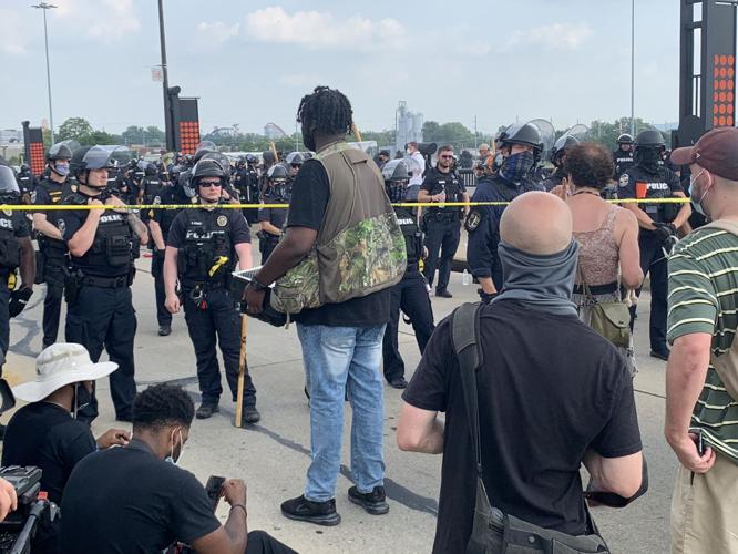 PROTESTS - LMPD NEAR CHURCHILL DOWNS - 8-25-2020 4.jpg