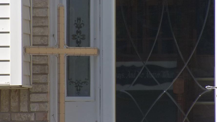 Rineyville another cross.jpg