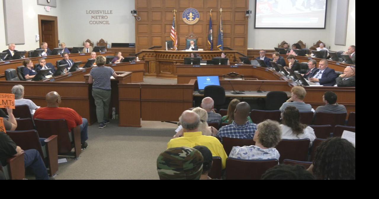 New Louisville law requires security guards at repeat-crime late-night businesses New rules require certain businesses open overnight to add licensed security after repeated criminal activity. Jul 30, 2026 Jul 30, 2026 Updated 6 mins ago