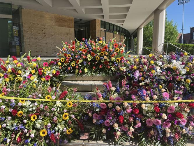 LOUISVILLE SHOOTING MEMORIAL CROSSES - FLOWERS - 4-13-2023  (7).jpg