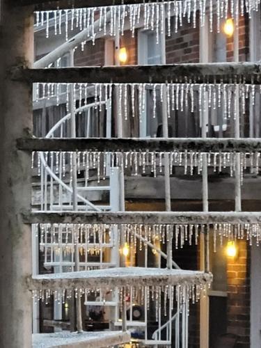 Valley Station-Ice-2-10-21.jpg