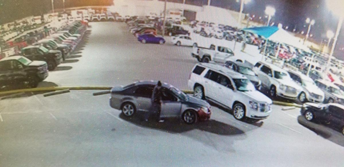 Louisville Car Dealership Asking For Help Identifying Tire
