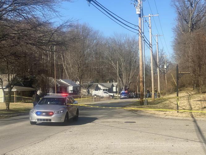 LMPD on East Pages Lane