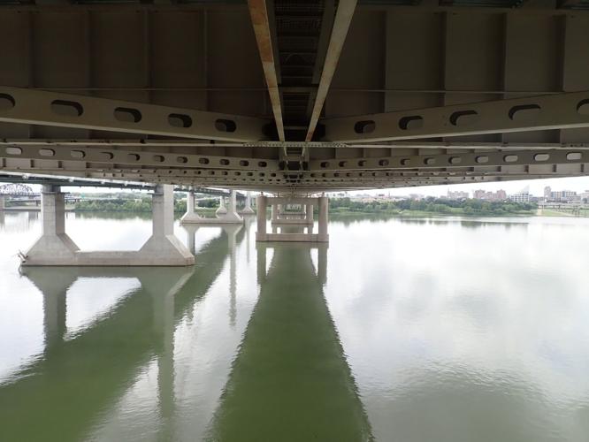 Kennedy Bridge construction.jpg