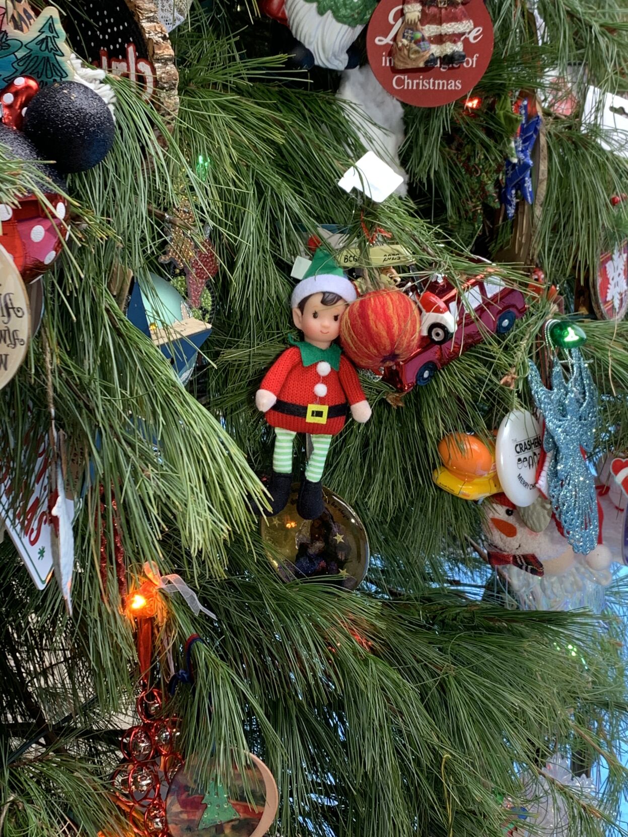 JINGLE TREE ORNAMENTS 2023  (5).jpg