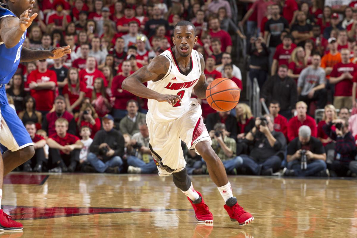 Louisville star Russ Smith celebrated with jersey retirement