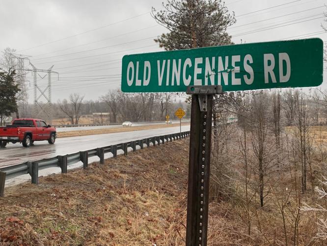 ICE STORM 2-3-2022 - GREENVILE INDIANA NEAR 150 2.jpg