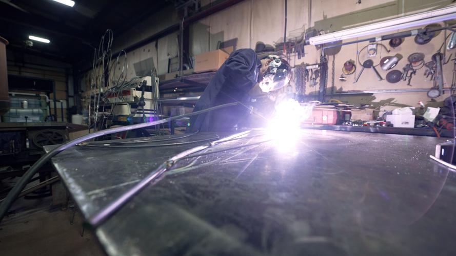 Madison, Indiana city fabricator, Dave Kidwell creates decorations for city displays
