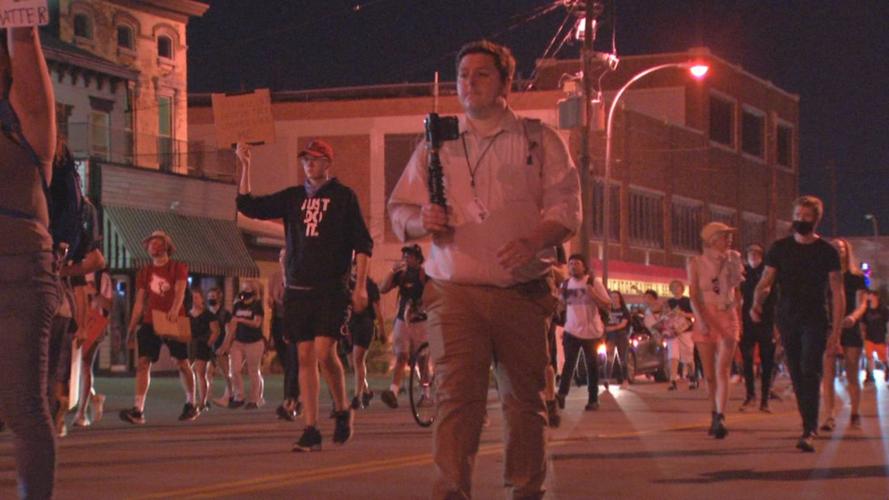 CHAD MILLS COVERING LOUISVILLE PROTESTS - 2020  (5).jpg