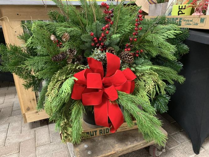 WALNUT RIDGE NURSERY - CHRISTMAS DECORATIONS WORKSHOP - TREES ELFS WREATHS KK - 11-17-2020  (10).JPG