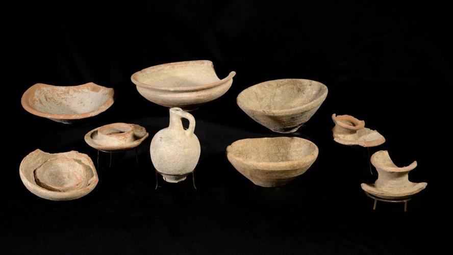 Pottery vessels from ancient Israeli fortress