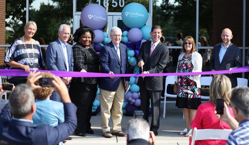 Confluent Health ribbon cutting