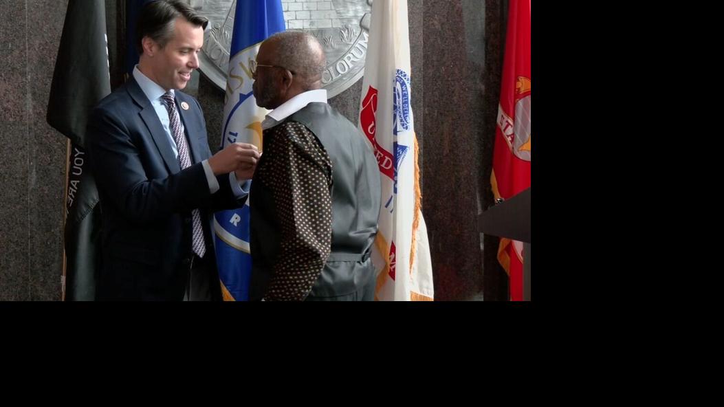 Morgan McGarvey pins Vietnam Veterans - 11.7.24