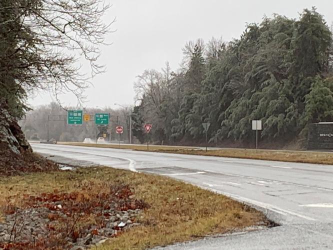 ICE STORM 2-3-2022 - GREENVILE INDIANA NEAR 150 4.jpg